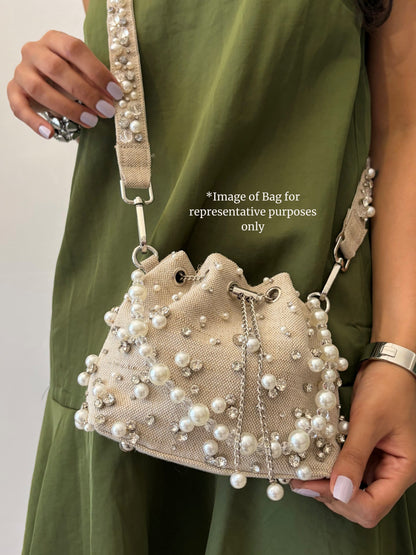 Bucket bag, Jute bucket bag, summer bag, holiday bag, jute crossbody bag, raffia bag, embellished summer bag, vacation bag, pearl embroidered bag
