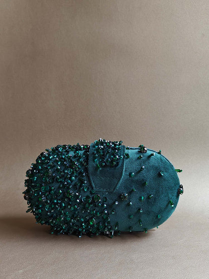 Capsule Clutch